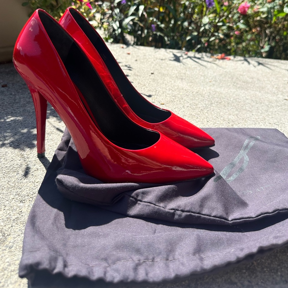B Brian Atwood Desire Red Leather Stiletto Pump Size 9 festive Christmas red